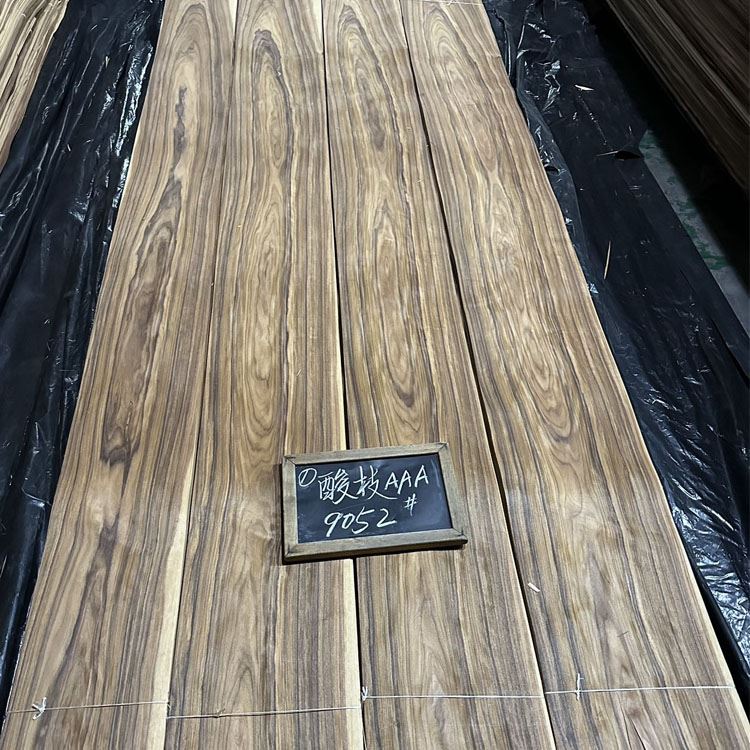 Santos Rosewood Veneer